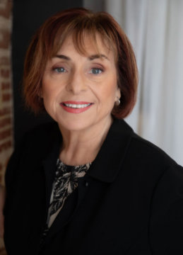 Image of Marcia Olson